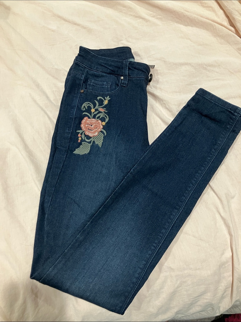 Embroidered skinny jeans, size 24